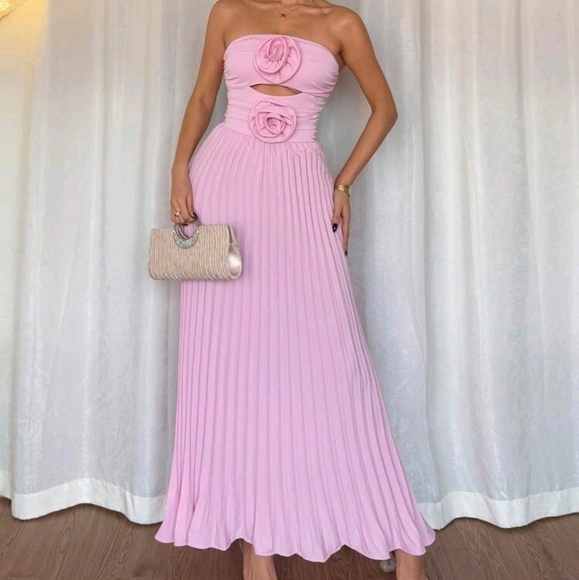 Solid Color Strapless Minimalistic Casual Everyday Dress - Picture 1 of 5